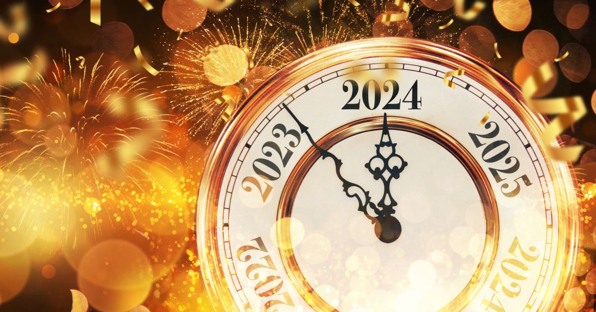 Feurige Pläne für 2024: Mit diesen heißen Vorsätzen startest du ...